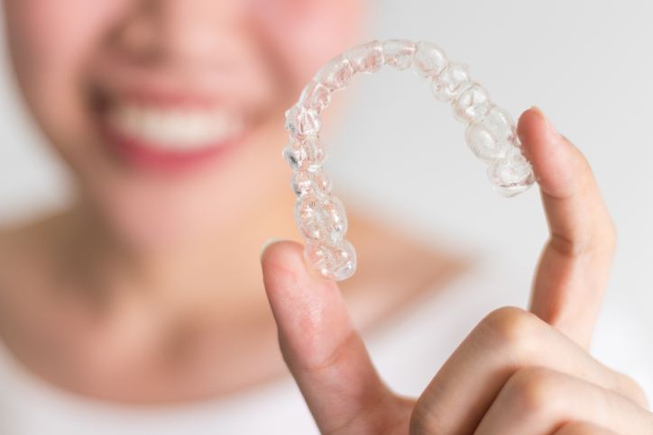 Orthodontist by Mail? Here’s Why In-Person Care is Still Your Best Bet |S